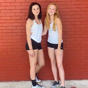 Meet your Posher, Marissa